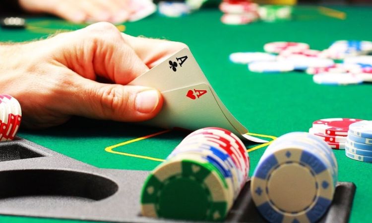 Tâm lý là yếu tố quan trọng trong xì tố